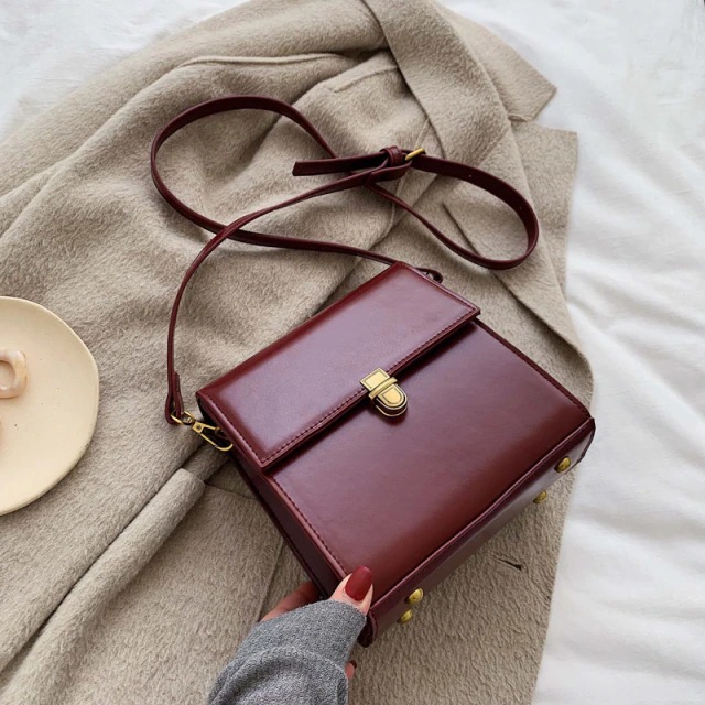 Simple Style Vintage Leather Crossbody Bag – Miggon