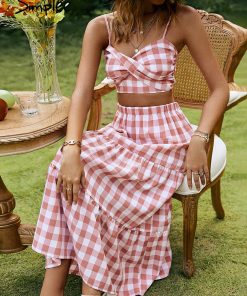 Holiday Two Piece Plaid DressDressesmainimage2Simplee-Holiday-straps-plaid-skirt-set-women-spring-summer-Sexy-keyhole-smock-two-piece-sets-pink-1