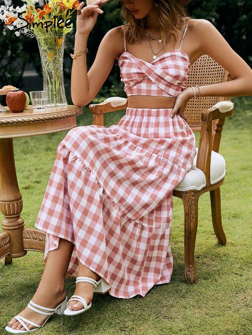 Holiday Two Piece Plaid DressDressesmainimage3Simplee-Holiday-straps-plaid-skirt-set-women-spring-summer-Sexy-keyhole-smock-two-piece-sets-pink