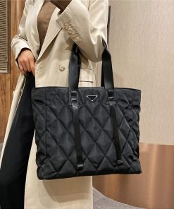 High Quality Nylon Handbag-Messenger BagHandbagsmainimage2Brand-Designer-Women-s-Tote-Bags-2020-Autumn-Winter-New-Lady-Shoulder-Bag-High-Quality-Nylon