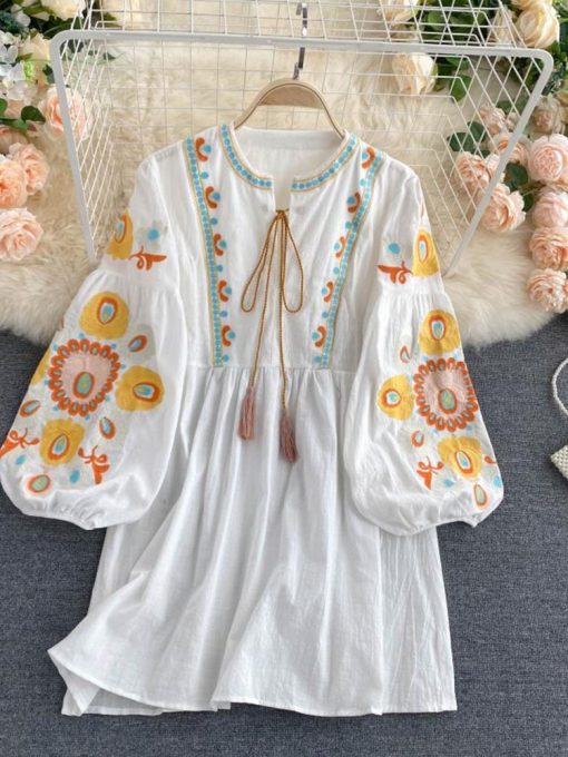 New Bohemian Retro Folk Style DressDressesmainimage0Autumn-New-Bohemian-Retro-Folk-Style-Vestidos-Female-Heavy-Industry-Embroidery-Round-Neck-Puff-Sleeve-Loose