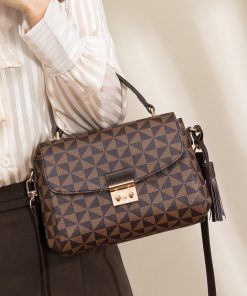 Luxury Crossbody Plaid Fashion Vintage Messenger HandbagsHandbagsmainimage0Shoulder-Bags-For-Women-2022-New-Luxury-With-Crossbody-Strap-And-Top-Handle-Plaid-Fashion-Vintage