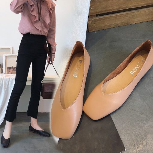 Fashion Low-Heel Non-Slip Square Toe Flat Leather SandalsSandalsmainimage3Fashion-Low-heeled-Non-slip-Shoes-Women-Summer-And-Autumn-Casual-Square-Toe-Flat-Leather-Shoes