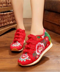 New Women’s Flower Embroidered Flat Casual Comfortable SneakersFlatsvariantimage3New-Spring-Women-s-Flower-Embroidered-Flat-Platform-Shoes-Chinese-Ladies-Casual-Comfort-Denim-Fabric-Sneakers