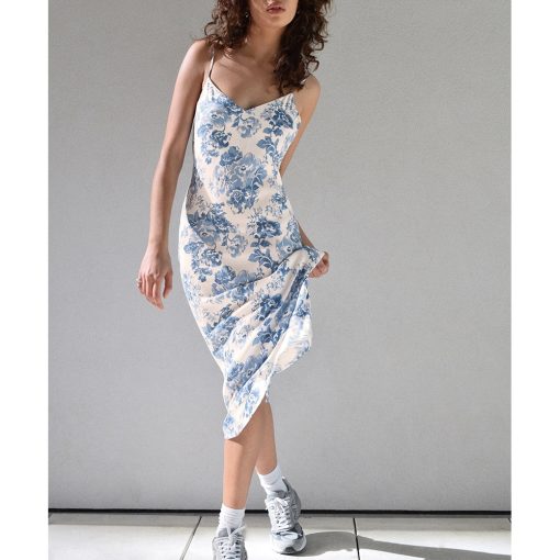 Elegant Vintage Floral Midi DressDressesmainimage1Summer-Dresses-For-Women-2021-Elegant-Vintage-Blue-And-White-Porcelain-Floral-Midi-Dress-Spaghetti-Strap