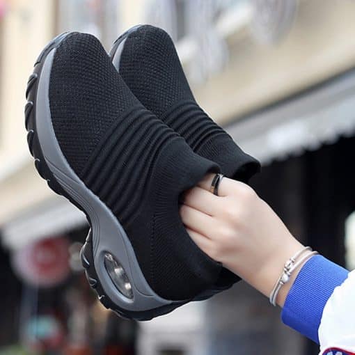 Women’s Fashion Breathable Mesh Casual Shoes SneakersFlatsmainimage2Women-Sneakers-Fashion-Breathable-Mesh-Casual-Shoes-Platform-Sneakers-Platform-Woman-Vulcanize-Shoes-Walking-Zapatillas-Mujer