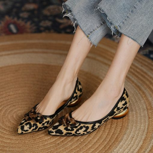 New Female Flock Flat Sexy LoafersFlatsmainimage02022-New-Female-Flock-Flats-Pointy-Shoes-Soft-Ballet-Slip-Ons-Spring-Footwear-Leopard-Printed-Black