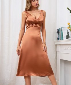 New Summer Sexy V Neck Backless Solid Color Faux Silk Slim DressDressesmainimage02022-New-Summer-Sexy-V-Neck-Backless-Solid-Color-Faux-Silk-Slim-Dress-For-Women-Banquet