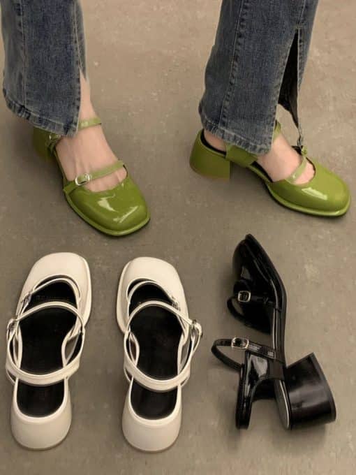 Women’s Non-slip Round Toe SandalsSandalsmainimage1Non-slip-Round-Toe-Sandals-Shoes-Ladies-Casual-2022-Summer-Hollow-Beach-Elegant-Shoes-Korean-Fashion