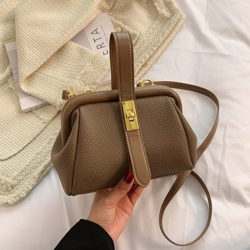 Women’s New Trendy Quality Retro Designer Luxury Crossbody HandbagsHandbagsWomen-s-Bags-2022-New-Trend-Handbags-Quality-Retro-Designer-Luxury-Crossbody-Bags-Female-Shopping-Totes.jpg_640x640-1