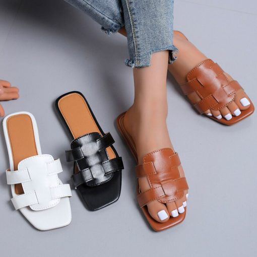 Women’s New Chain Square Toe Flat SlippersSandalsmainimage0Plus-Size-35-43-Flat-Women-Slippers-2022-New-Chain-Square-Toe-Flat-Shoes-Women-Sandalias