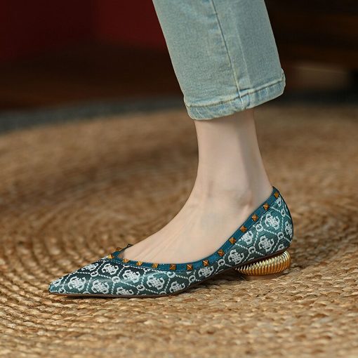 Women’s Metal Thick Heel 3CM Pointed Retro Print Slip-on SandalsSandalsmainimage0Spring-and-Autumn-Elegant-Women-s-Shoes-Metal-Thick-Heel-3CM-Pointed-Rivets-Decorative-Retro-Print