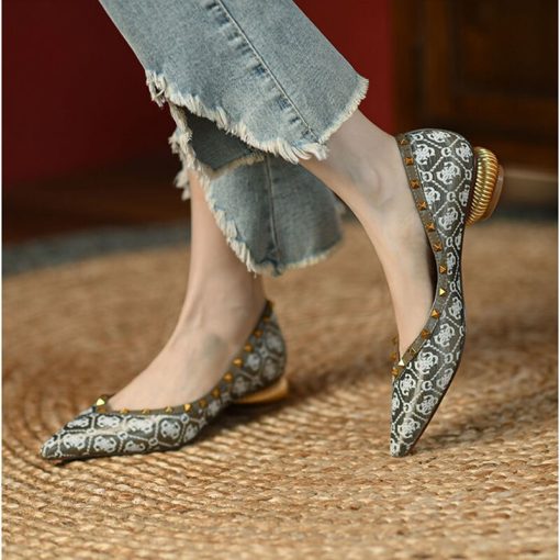 Women’s Metal Thick Heel 3CM Pointed Retro Print Slip-on SandalsSandalsmainimage5Spring-and-Autumn-Elegant-Women-s-Shoes-Metal-Thick-Heel-3CM-Pointed-Rivets-Decorative-Retro-Print