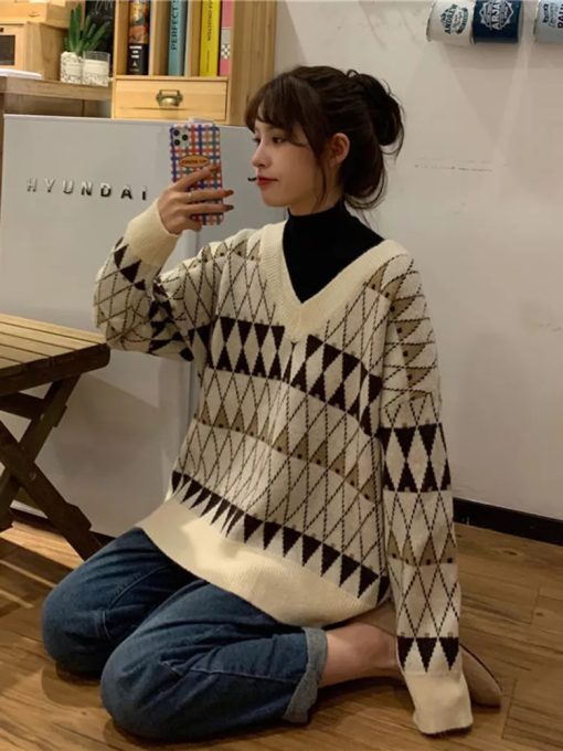 Sweaters Women Vintage Argyle Korean All-match Chic V-Neck Ladies Pullovers Student Lazy Style Popular Winter Womens Sweater New