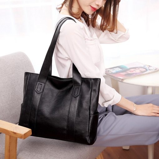 Women’s Large Capacity Fashion All-match Handbagsmain image02022 Women s Bag Large Capacity Bag Fashion All match Handbag Shoulder Diagonal Bag Simple Atmosphere