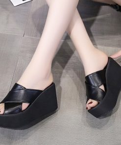 main image0Rimocy Casual Thick Bottom Platform Slippers Women 2022 Summer Outdoor Cross Strap Wedges Slides Woman Non