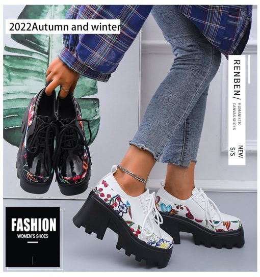 main image0Small Leather Shoes with Thick Soles 2022 Summer Fashion Print Retro Large Size Shoes Thick Heel