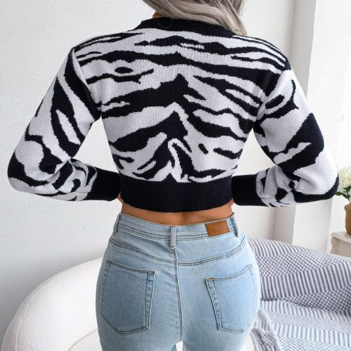 main image12022 New Women Autumn Winter Fashion Tiger Print Long Sleeve Crop Knit Sweater For Ladies O