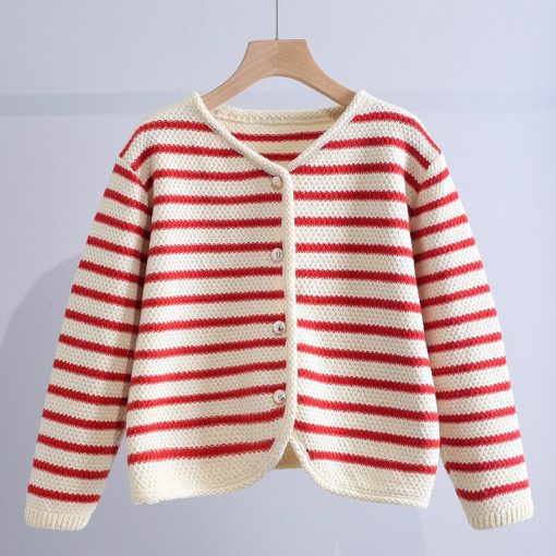 main image1Short Striped Knitted Women Sweater Cardigan Winter 2022 V Neck Long Sleeved Sweet Style Female Outwear