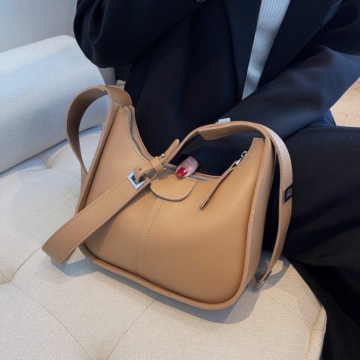main image2LEFTSIDE Vintage Shoulder Crossbody Bags for Women PU Leather Women s New 2022 Trend Fashion Handbag