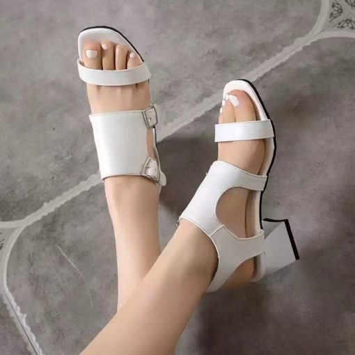 main image2Plus Size 36 43 Women Shoes 2022 Summer New Fashion Open Toe Modern Roma Sandals Med