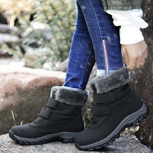main image3Nine o clock Winter Woman s Stylish Snow Boots High top Warm Lined Anti skid Shoes