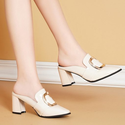 main image5Stylish Pointy Chunky Muller Heels Metal Decoration Women s Shoes Black White High Heel Stylish Patent