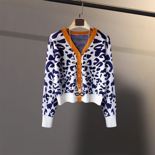 variant image6Korobov 2021 New Leopard Pattern Cardigans Women Vintage V Neck Long Sleeve OL Knitted Cardigan Autumn