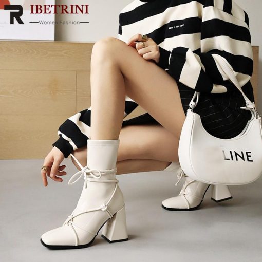 main image0Female Boots 2021 New Arrivals Ladies Ankle Boots Narrow Band Cross Toe Design Fashion Chelsea Boots