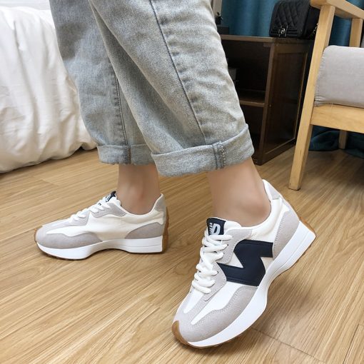 main image0Women Luxury Sports Shoes 2022 Spring Autumn New Air Mesh Color Block Popular Trendy Soft Sole