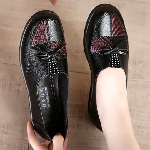 main image1Cheap Female Shoes Leather Flats Women s Black Shoes Leisuer Woman Loafers Flats 2021 Fashion Classic 1