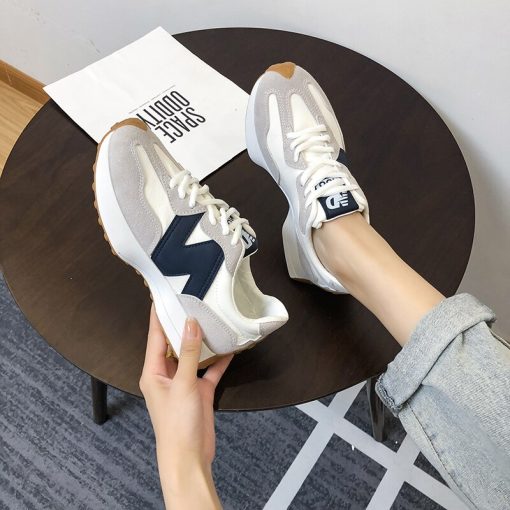main image1Women Luxury Sports Shoes 2022 Spring Autumn New Air Mesh Color Block Popular Trendy Soft Sole