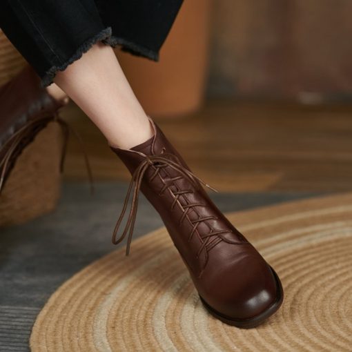 main image2HOT SALES Autumn Women Shoes Genuine Leather Chunky Heel Winter Women Boots Retro Solid Lady Modern