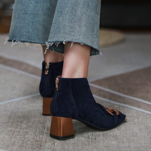 main image32021 Autumn Winter Women Boots Sheep Suade Round Toe Square Heel Mid Heel Ankle Boots Fringed