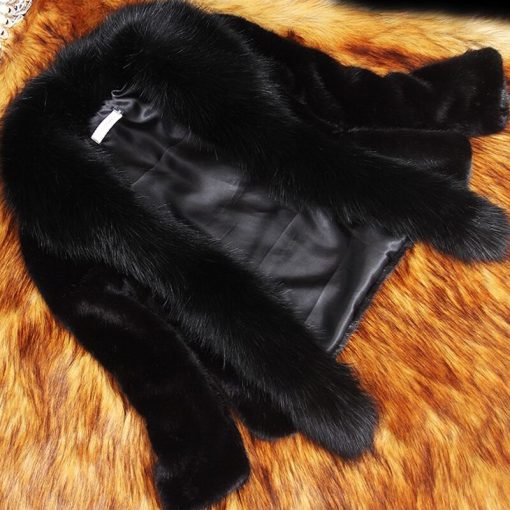 main image32022 Winter Women Fur Coats White Black New Thick Warm Faux Fur Jacket Short Outerwear