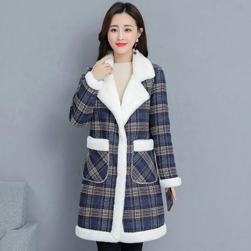 main image3Winter Korean Plus velvet Thicken Women s Jacket Warm Loose Plaid Long Outerwear Faux Lamb velvet