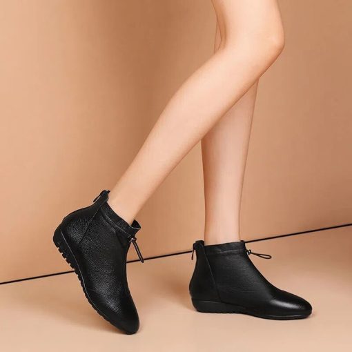 main image52022 New Style Short Tube Red Women s Boots Casual Fashion Boots Autumn Leather Platform Women