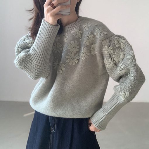 main image5High Quality Vintage Daisy Embroidery Sweater Women Autumn Thick Warm Korean Lantern Sleeves Loose Knitted Jumper