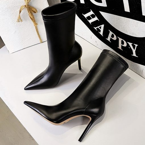 main image0BIGTREE Shoes Leather Boots Women Ankle Boots Autumn Winter Boots Women High Heels Short Boots Ladies 1