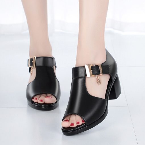 main image1Women Fashion Fish Mouth Shoes Chunky Heel Metal Decorative Buckle Sandals Casual Shoes 2022 Sandals Summer
