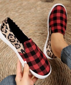 main image2Women Casual Shoes Slip On Canvas Walking Shoes For Ladies Loafers Flat Shoes Cute Walking Sandals