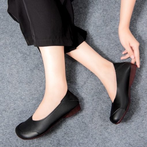 main image42022 New Simple Design Ladies Flat Shoes Soft Women Square Toe Vintage Flats Female Casual Boat
