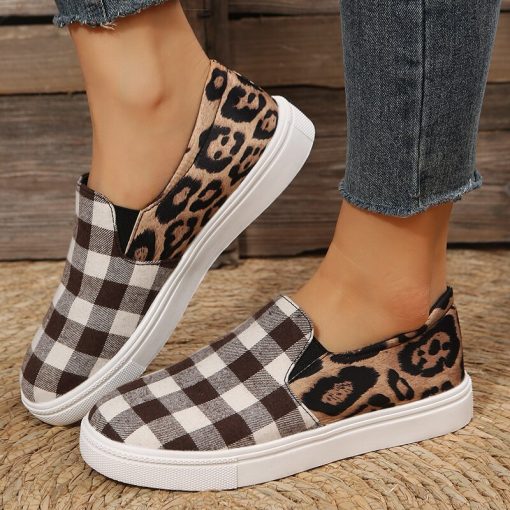main image4Women Casual Shoes Slip On Canvas Walking Shoes For Ladies Loafers Flat Shoes Cute Walking Sandals