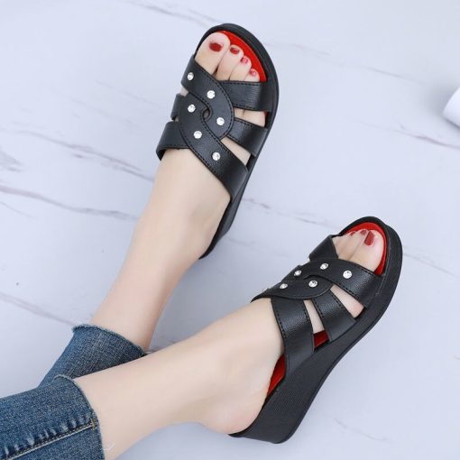 main image4Women s High Heel Slippers Summer Wear Thick Bottom Fashion Home Non Slip Mother Shoes Soft 1