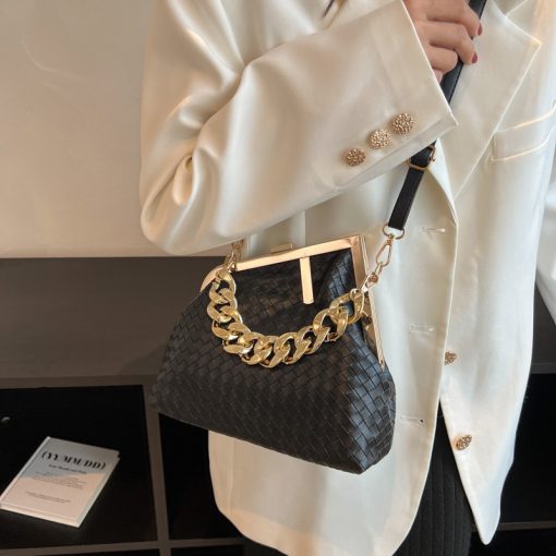 main image5Solid Color Trend Weaving Crossbody Bags For Women 2022 Small Clutch Female Party Handbags And Purses