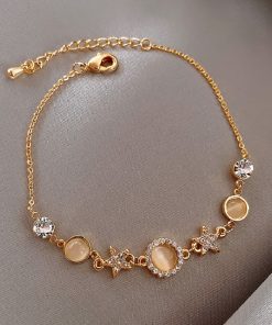 variant image4Elegant Inlaid Rhinestone Korean Bracelets Gold Colour Flower Charm Bracelet For Women Fashion Jewelry Accessories Party