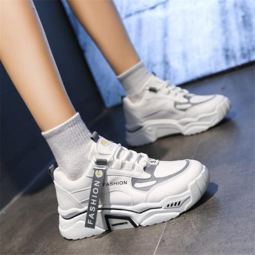 main image3Fashion 2022 Spring Reflective Platform Sneakers Women Shoes Korean Lace Up Chunky Sneakers Mixed Color Women