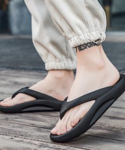 5hoDBeach Flip flops Summer Men Slippers Massage Sandals Comfortable Men Casual Shoes Fashion Men Flip Flops