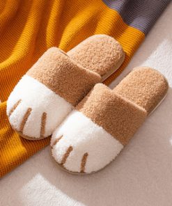 Comwarm Winter Warm Plush Slippers Cute Cat Paw Designer House Women Fur Slippers Floor Mute Bedroom.jpg 640x640