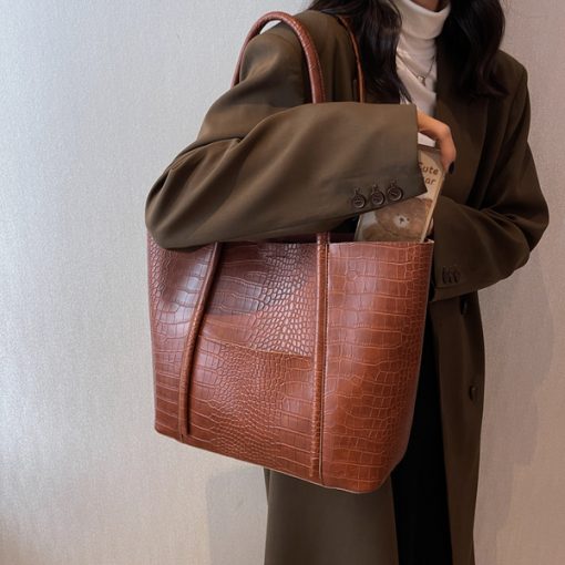 lNBxLEFTSIDE Large PU Leather Shoulder Bag for Women 2022 Winter Fashion Trend Designer Female Fashion Handbags